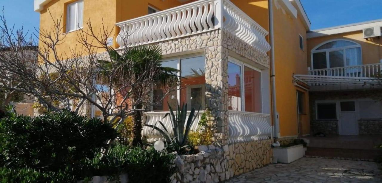 Apartmani Marijanovic Vir Esterno foto