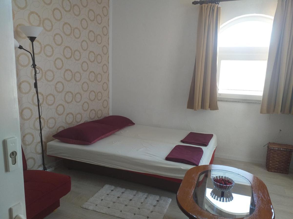 Apartmani Marijanovic Vir Esterno foto