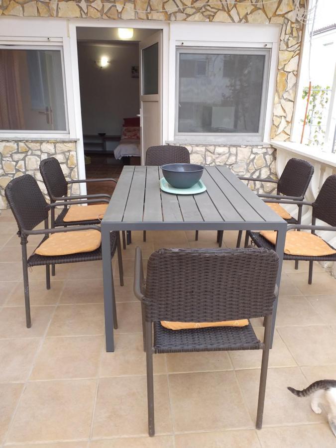 Apartmani Marijanovic Vir Esterno foto